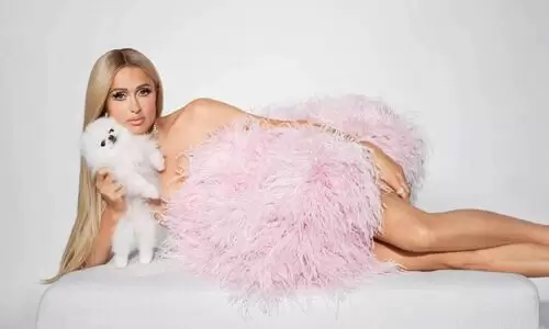 Paris Hilton profile photo