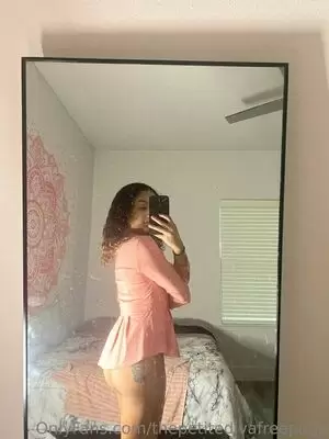 thepetitedivafreepage profile photo