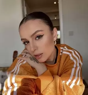 Cher Lloyd profile photo