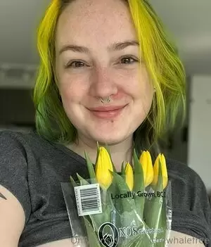 melthewhalefree profile photo