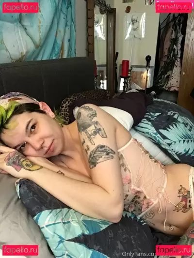 c0meonaileen Nude Onlyfans Photo Gallery photo 84