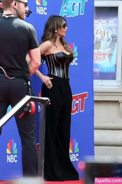 Sofia Vergara / sofiavergara / vergarasofia Nude Onlyfans Photo Gallery photo 1113