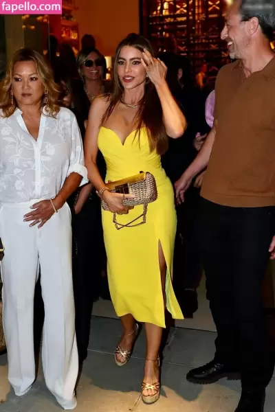 Sofia Vergara / sofiavergara / vergarasofia Nude Onlyfans Photo Gallery photo 252