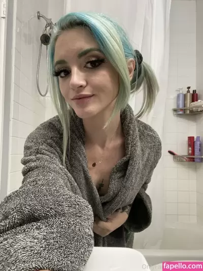 Lola Fae / LolaFaeXXX / dominalolafae / lolafae Nude Onlyfans Photo Gallery photo 1057