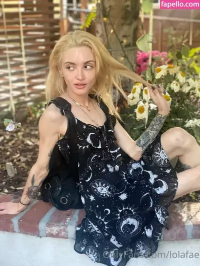 Lola Fae / LolaFaeXXX / dominalolafae / lolafae Nude Onlyfans Photo Gallery photo 832