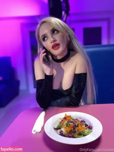 Lola Fae / LolaFaeXXX / dominalolafae / lolafae Nude Onlyfans Photo Gallery photo 736