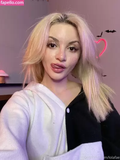 Lola Fae / LolaFaeXXX / dominalolafae / lolafae Nude Onlyfans Photo Gallery photo 638