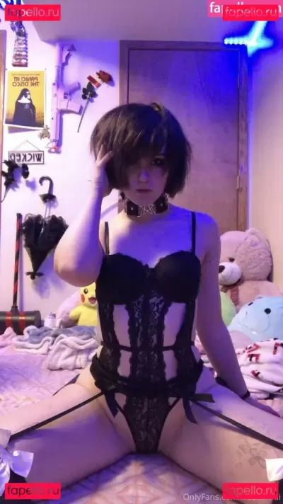 freebunnii Nude Onlyfans Photo Gallery photo 177