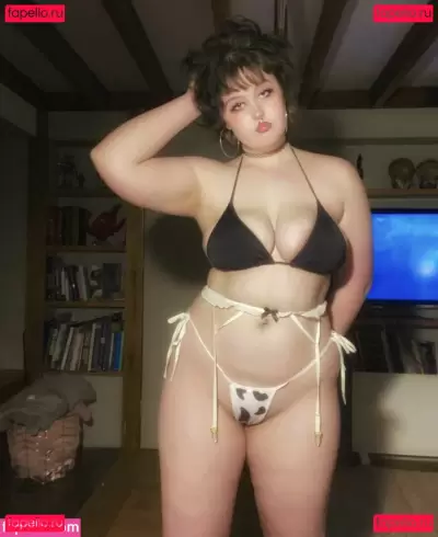 milabloomoo Nude Onlyfans Photo Gallery photo 453