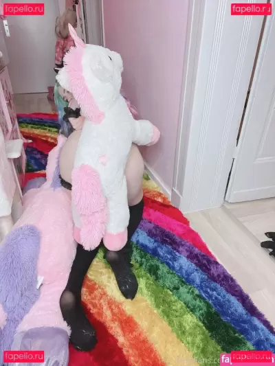 lealollyfree Nude Onlyfans Photo Gallery photo 85
