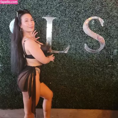 Tina Khm Nude Onlyfans Photo Gallery photo 11