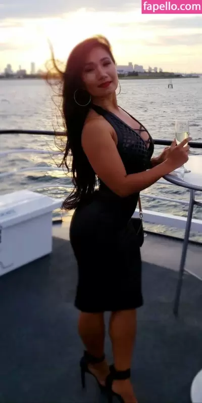 Tina Khm Nude Onlyfans Photo Gallery photo 4