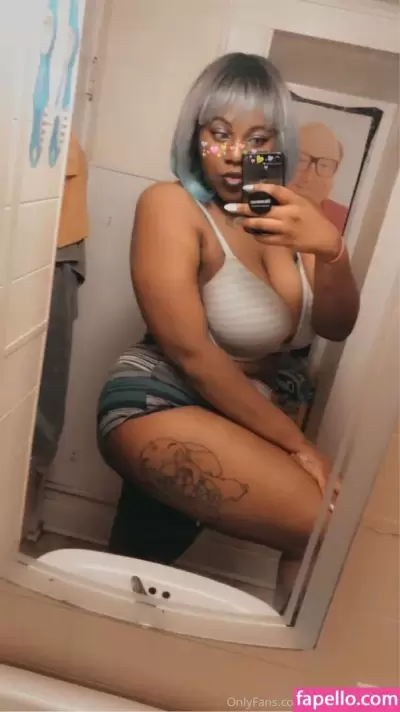 radicalprincess3 Nude Onlyfans Photo Gallery photo 50