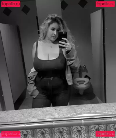 Lo Sangstaaa Nude Onlyfans Photo Gallery photo 1229