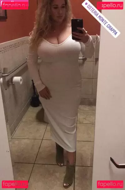 Lo Sangstaaa Nude Onlyfans Photo Gallery photo 852