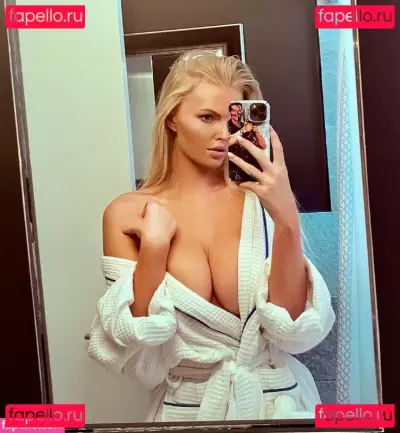 ZiennaEve Nude Onlyfans Photo Gallery photo 545