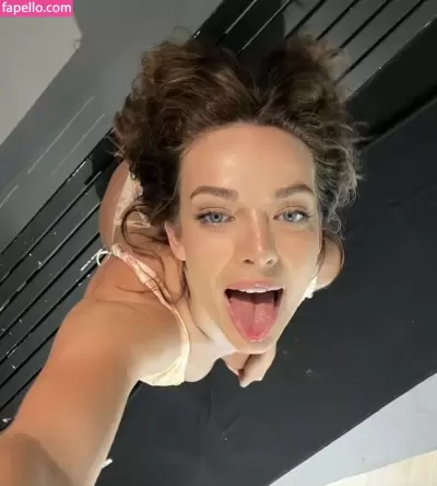 Abbie Chatfield Nude Onlyfans Photo Gallery photo 1010