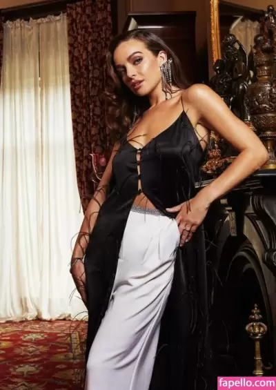 Abbie Chatfield Nude Onlyfans Photo Gallery photo 954