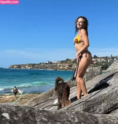 Abbie Chatfield Nude Onlyfans Photo Gallery photo 562