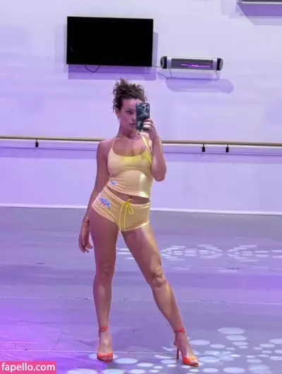 Abbie Chatfield Nude Onlyfans Photo Gallery photo 528