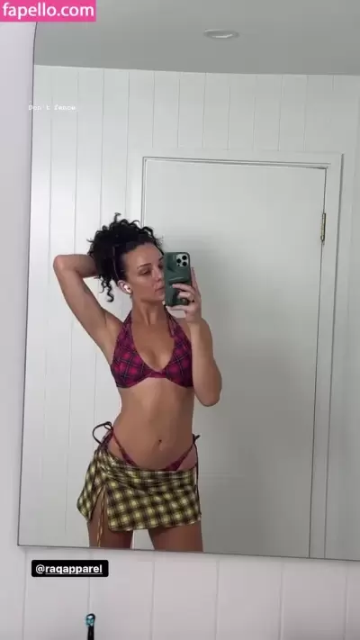 Abbie Chatfield Nude Onlyfans Photo Gallery photo 486