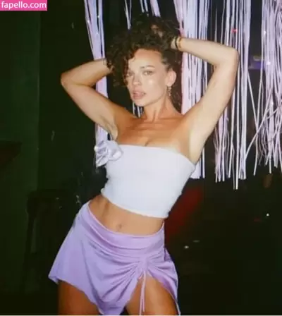 Abbie Chatfield Nude Onlyfans Photo Gallery photo 480