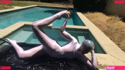 onnaloves Nude Onlyfans Photo Gallery photo 33