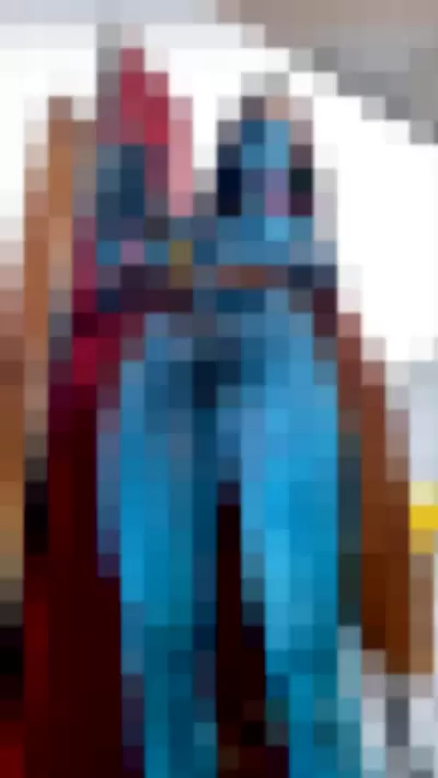 Laura Saenz Video video thumbnail