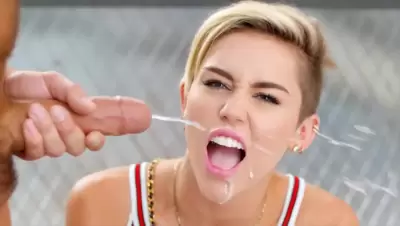 Miley Cyrus Video