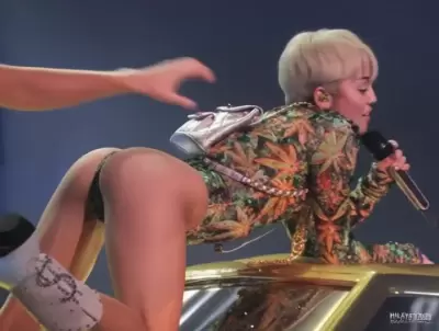 Miley Cyrus Video